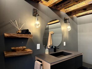 Jetted bath, hair dryer, towels, soap