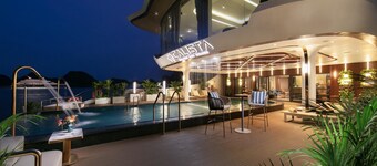 卡利斯塔豪华游轮  