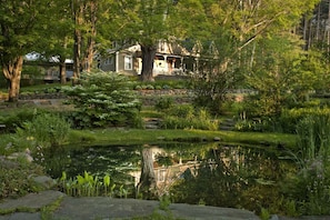 Unclassified image, 4 of 7, button - Charming Two-Person Suite Rental for Getaway to Mad River Valley, Vermont (Warren)