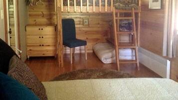 1 bedroom, iron/ironing board, travel crib, WiFi