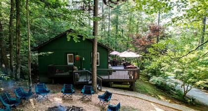 Dream Glamping at Adult-Only Vintage Camper Destination in Franklin, North Carolina