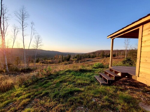 Off-Grid Cabin Nestled Among Nature with Lovely Landscape Views in Maine
