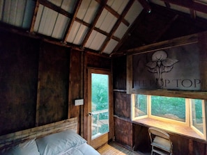 1 dormitorio y ropa de cama