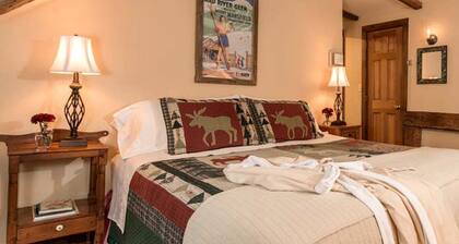 Lovely Suite Rental for Two at Countryside Bed and Breakfast in Warren, Vermont