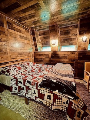 5 bedrooms, WiFi, bed sheets