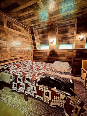 5 bedrooms, WiFi, bed sheets