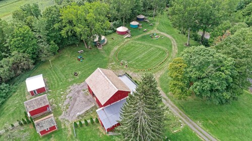 Fabulous Upstate New York Glamping Yurt on a Farm