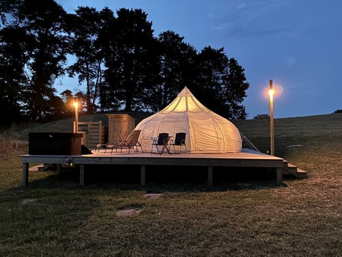 Blissful Bell Tent Oasis near Pymatuning Lake in Pennsylvania
