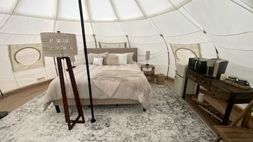 1 habitación y ropa de cama