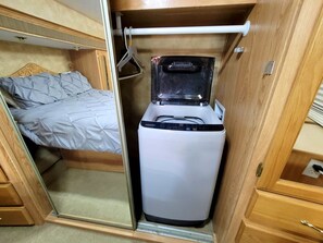 1 bedroom, desk, WiFi, bed sheets