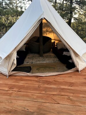 Exterior - Private Bell Tent with Amazing Stargazing in Colorado (Trinidad)