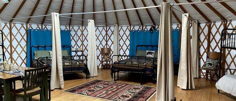 1 bedroom, WiFi, bed sheets, wheelchair access