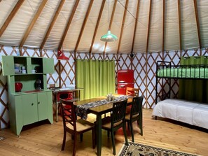 1 bedroom, WiFi, bed sheets - Colorful Upstate New York Yurt Rental on a Farm (Granville)