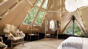 1 chambre, lit parapluie, Wi-Fi, draps fournis