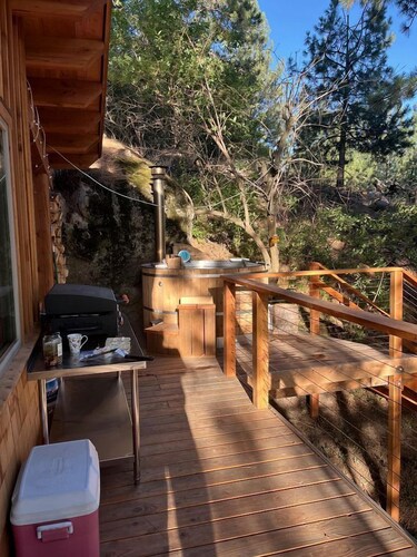 Incredible Timber Tree House with Wood-Fired Hot Tub Nestled in the Trees for a Unique Romantic Getaway in Moscow, Idaho