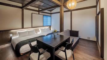 Traditional House, 3 Bedrooms, Kitchen, Garden View | In-room safe, individually decorated, individually furnished