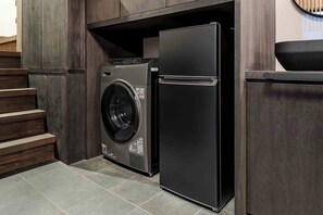 Traditional House, 3 Bedrooms, Kitchen, Garden View | Dobi