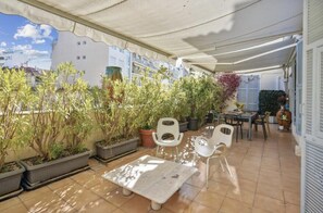 Outdoor dining - Luxueux appartement avec terrasse et parking (Nice)