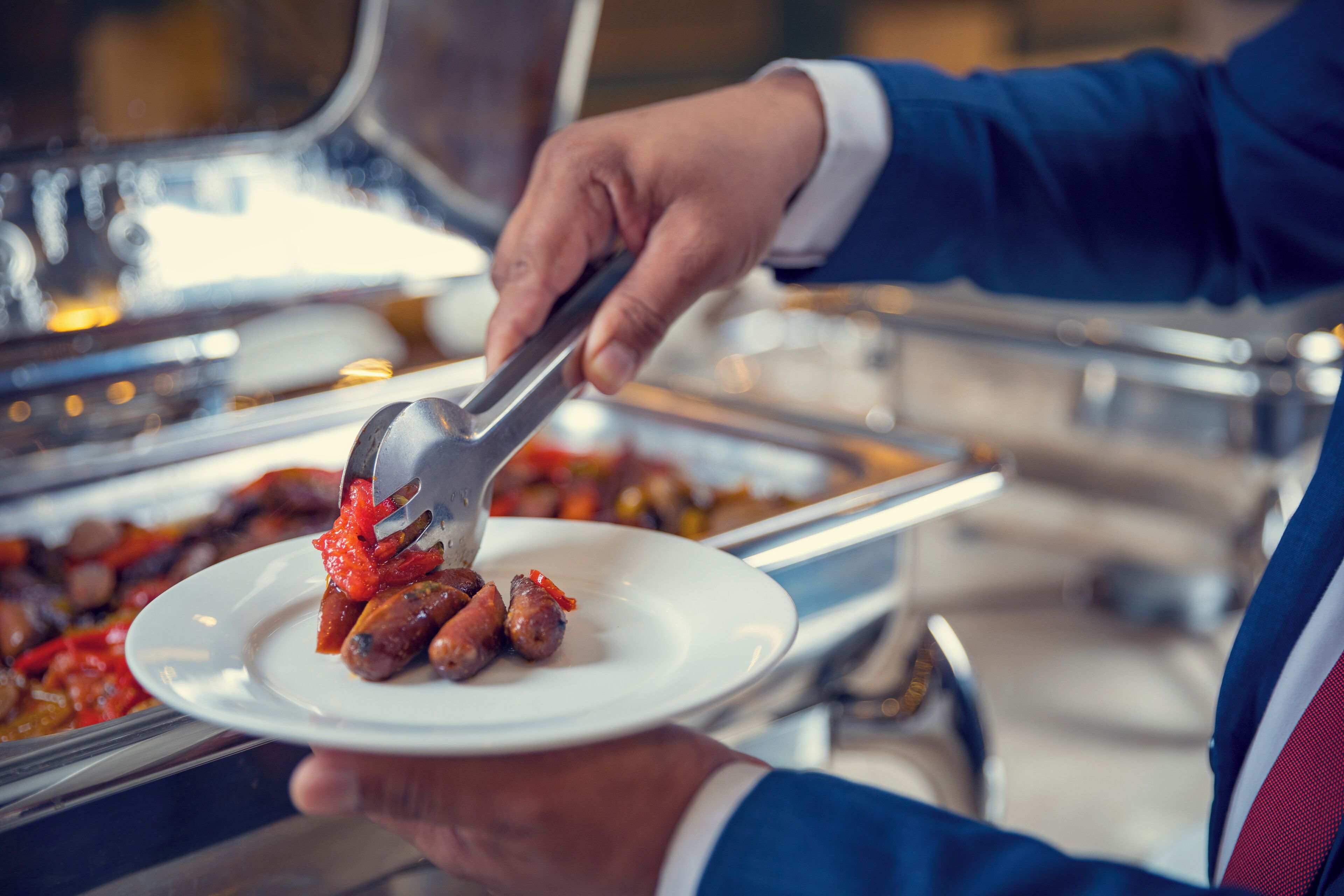 Daily local cuisine breakfast for a fee