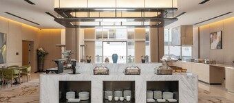 โรซา แกรนด์ โรงแรม กรานาดา