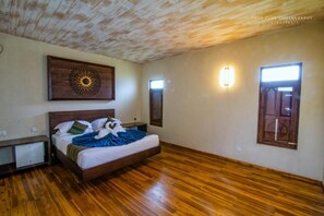 6 chambres, fer et planche à repasser, accès à Internet, literie fournie