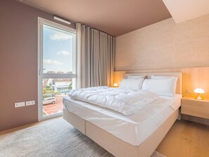 3 bedrooms, free WiFi, wheelchair access