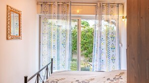 4 Schlafzimmer, Bügeleisen/Bügelbrett, Reisekinderbett, WLAN
