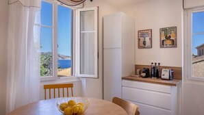 Dining - Casa Félicie (Calvi)