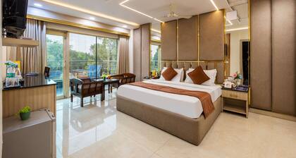 Hotel Downtown by Quadis - East of Kailash