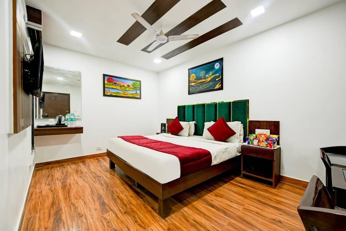 Deluxe Room | Free WiFi