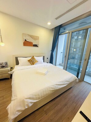 3 多间卧室、熨斗/熨衣板、WiFi、床单