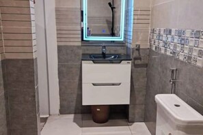 Shower - Résidence Guebbas apartment type: F3 (S2) (Skikda)