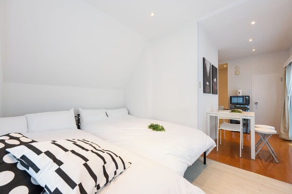 1 bedroom, bed sheets - Yotsuya/Shinjuku Gyoen Apartment | 4 Guests | Free Wi-Fi | Luggage OK (31) (新宿区四谷)