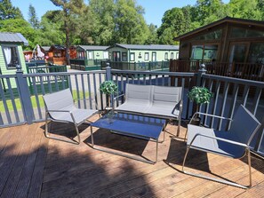 Terrace/patio - Evermore Lodge (Windermere)