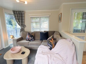 Cottage | Living area