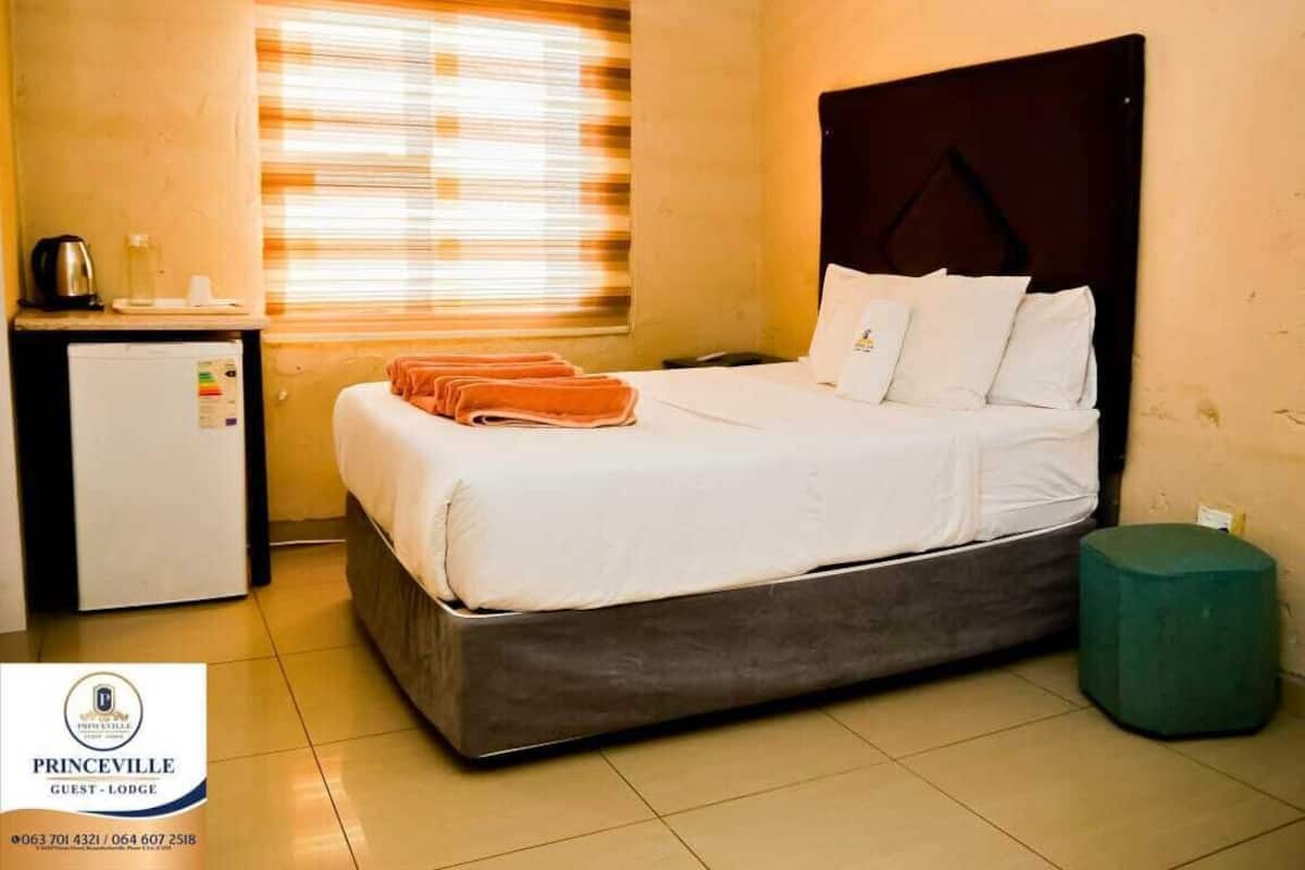 Quarto standard | Ferros/tábuas de passar roupa, Wi-Fi de cortesia