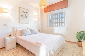 2 bedrooms, WiFi - Apartment 'Mormor' with Sea View, Wi-Fi and Air Conditioning (Fuengirola)