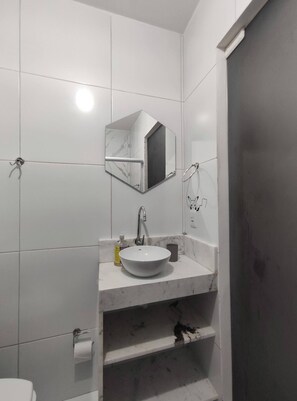 Shower, toilet paper