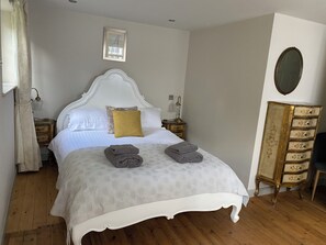 1 bedroom, iron/ironing board, Internet, bed sheets