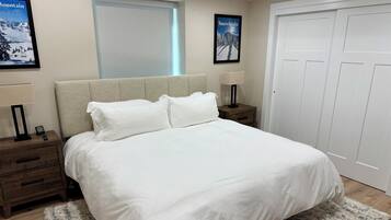 4 bedrooms, desk, free WiFi, bed sheets