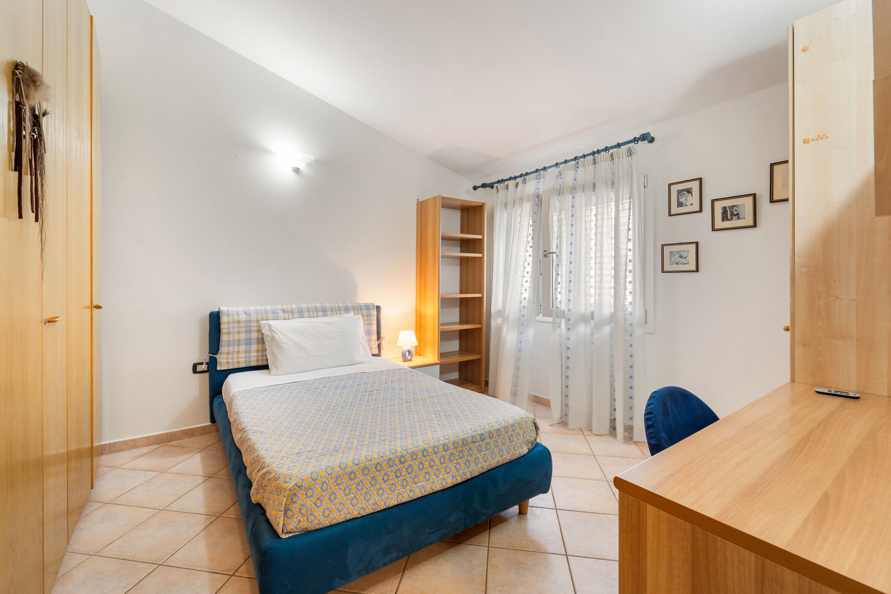 2 Schlafzimmer, Bügeleisen/Bügelbrett, Bettwäsche