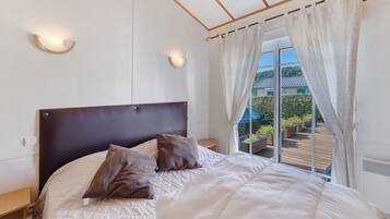 3 habitaciones, tabla de planchar con plancha y wifi