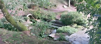 Chalet of Happiness by Lake Guerlédan