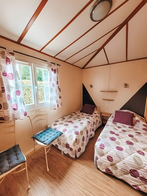 3 camere, ferro/asse da stiro, Wi-Fi