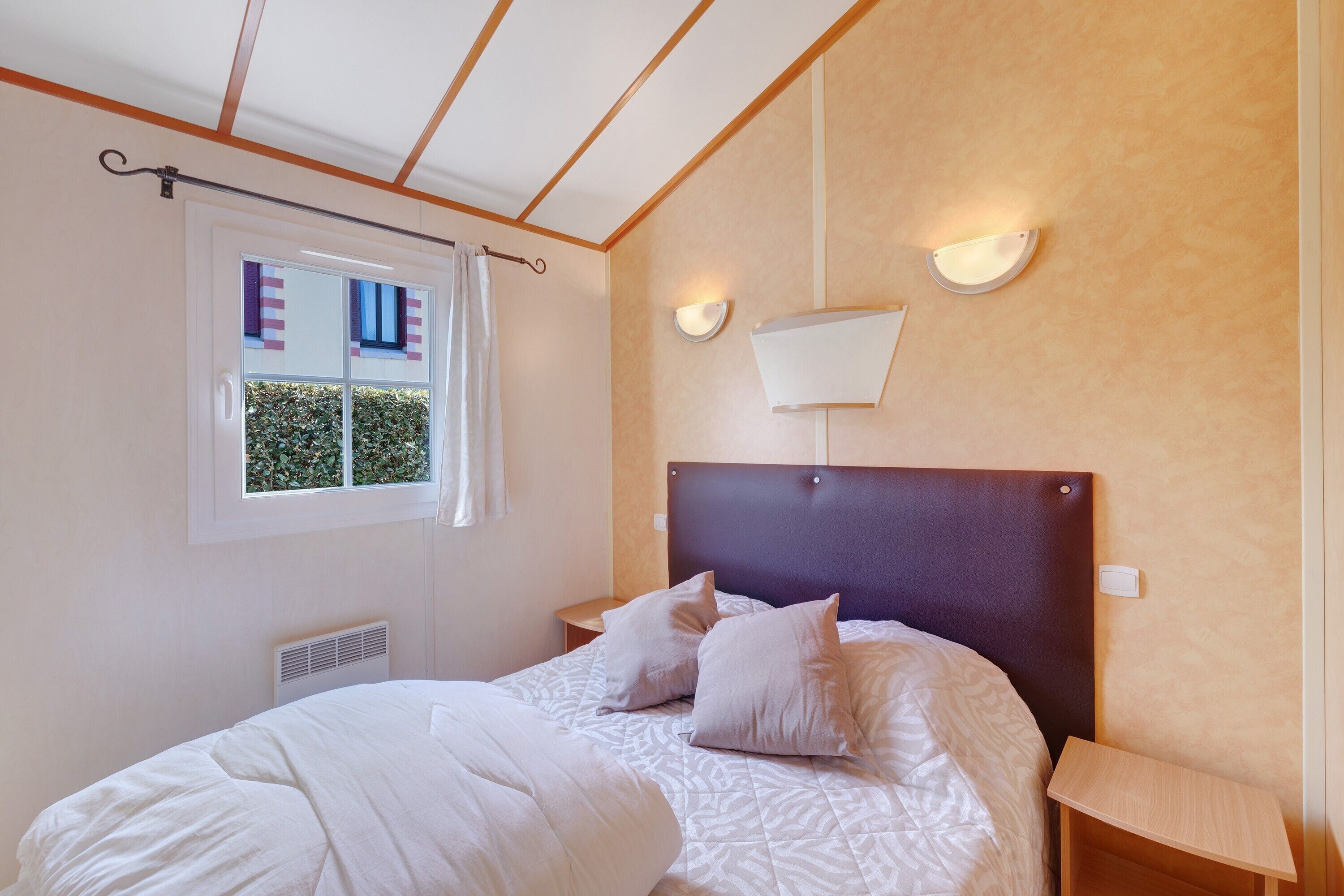 3 bedrooms, iron/ironing board, WiFi