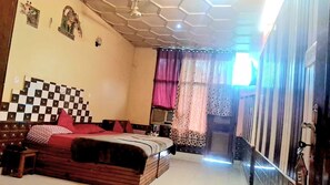 Habitación superior, Aire acondicionado | Camas supletorias, wifi gratis, ropa de cama