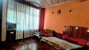 Luxury Room, Air conditioning | Rollaway beds, free WiFi, bed sheets