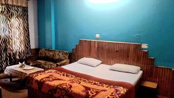 Standard Room | Rollaway beds, free WiFi, bed sheets