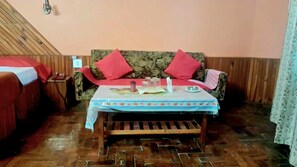 Habitación de lujo, Aire acondicionado | Camas supletorias, wifi gratis, ropa de cama