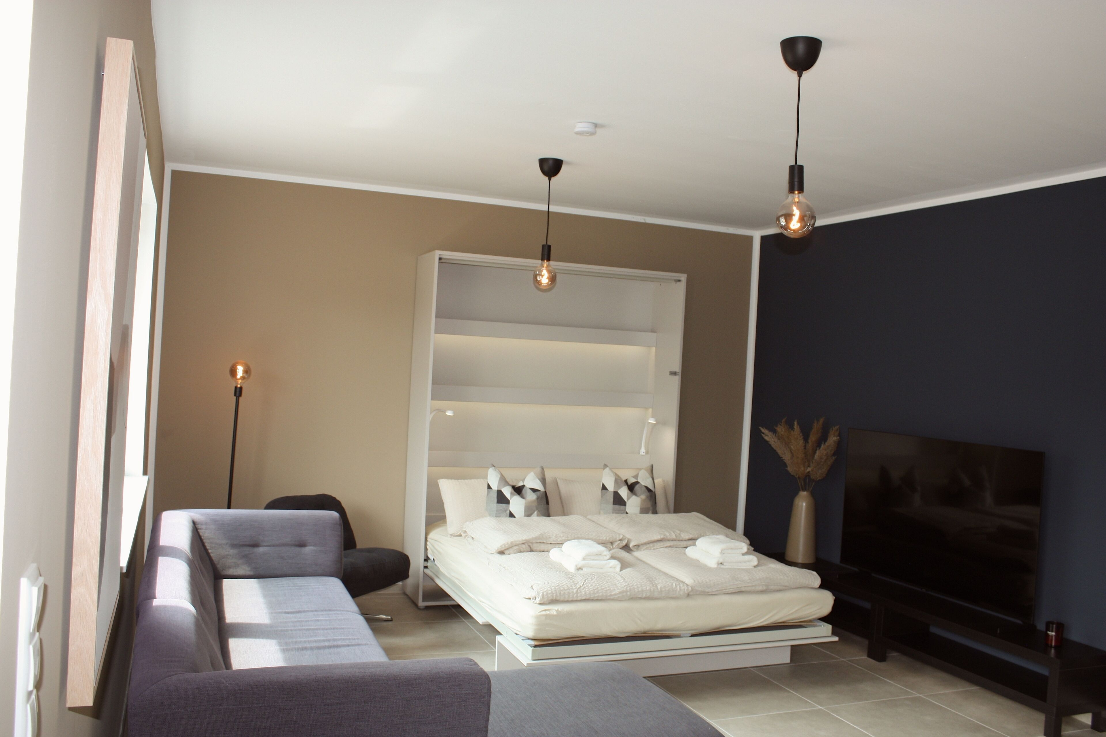 1 soverom, skrivebord, reiseseng for barn og wi-fi (inkludert)